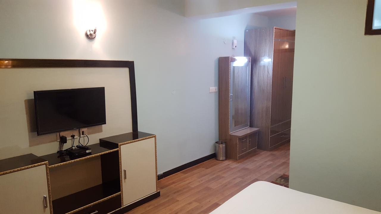 The Shyam Regency Hotel Narkanda Exterior photo